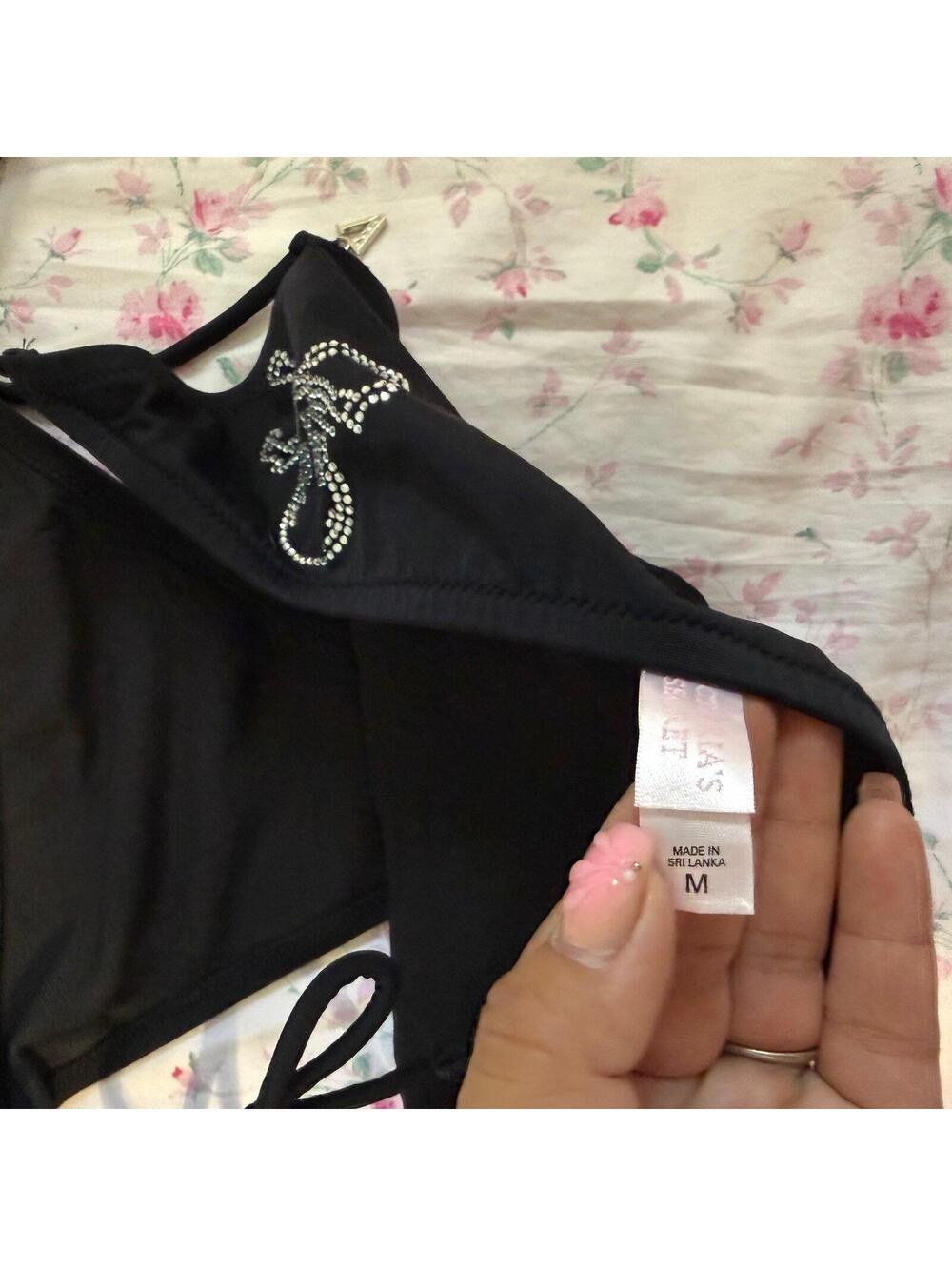 Y2K Vintage Victoria’s Secret Skull Bikini [COPY] - Picture 5 of 6